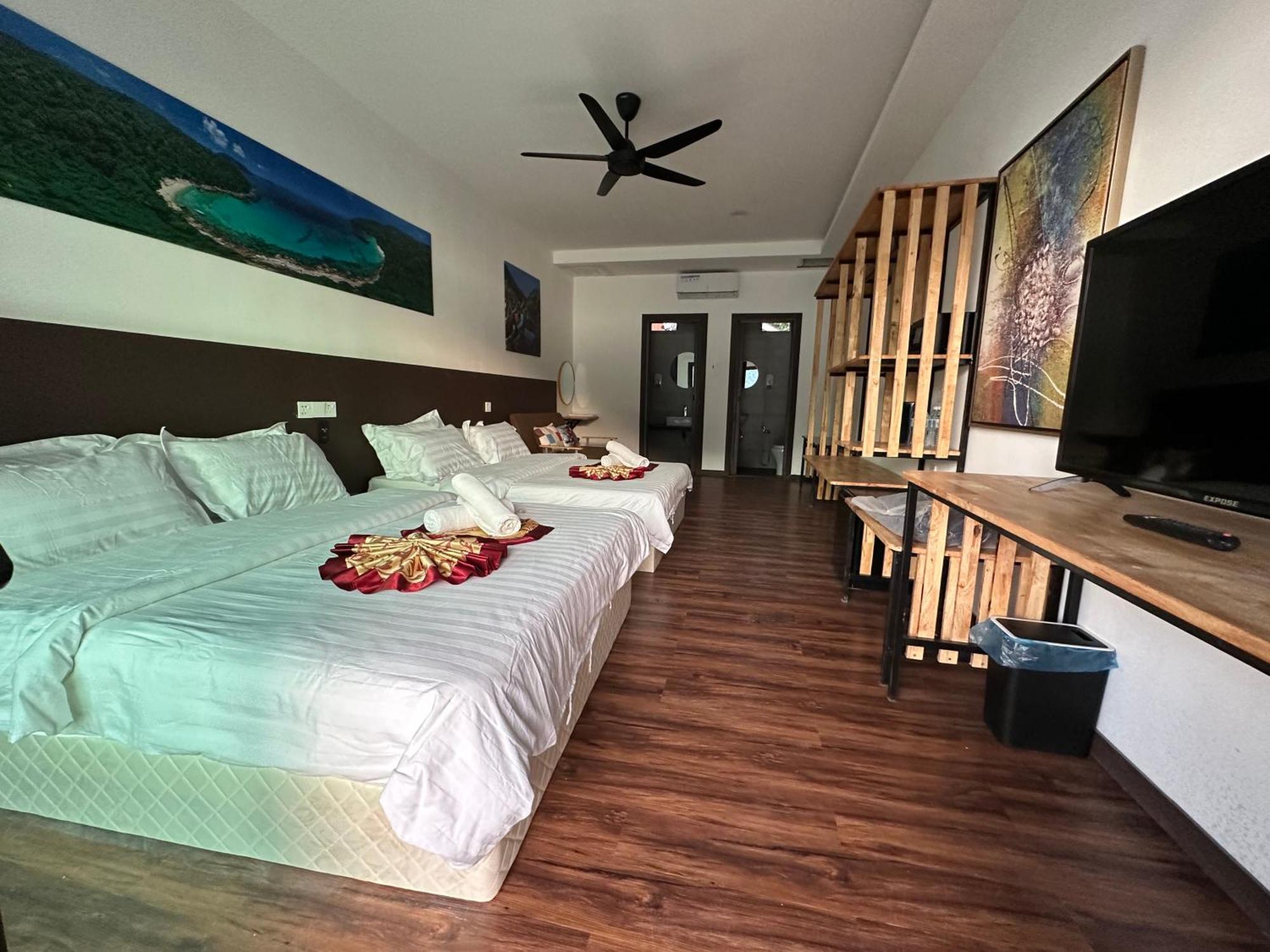The Barat Perhentian Villa Kampong Pasir Hantu Exterior photo