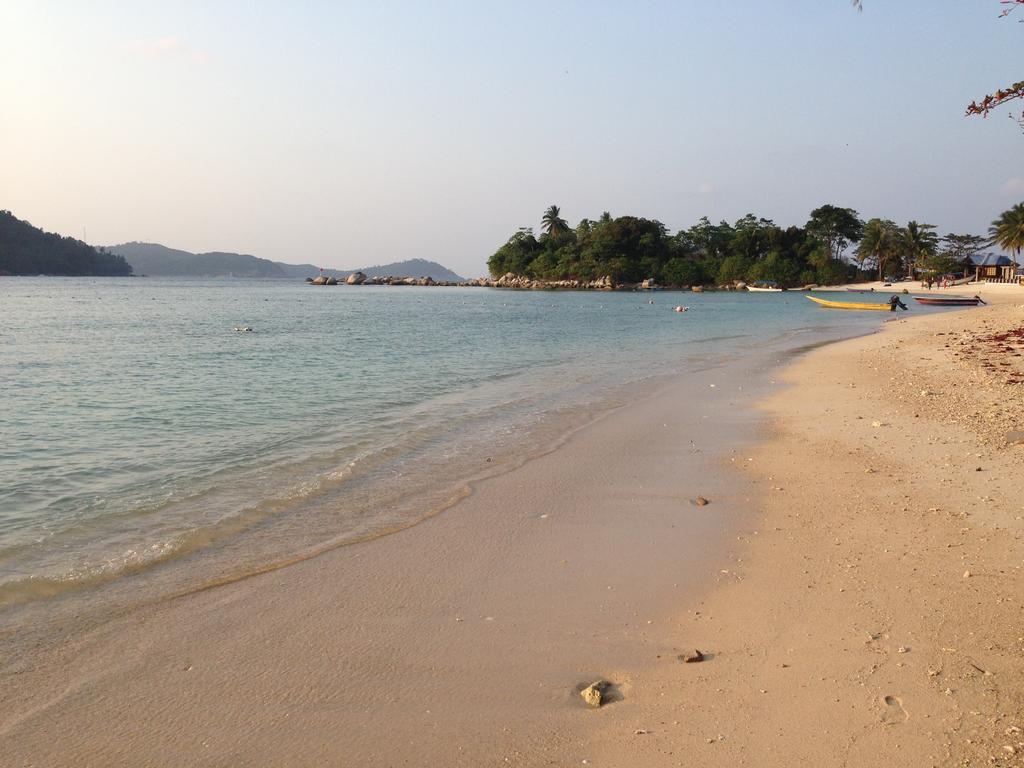 The Barat Perhentian Villa Kampong Pasir Hantu Exterior photo