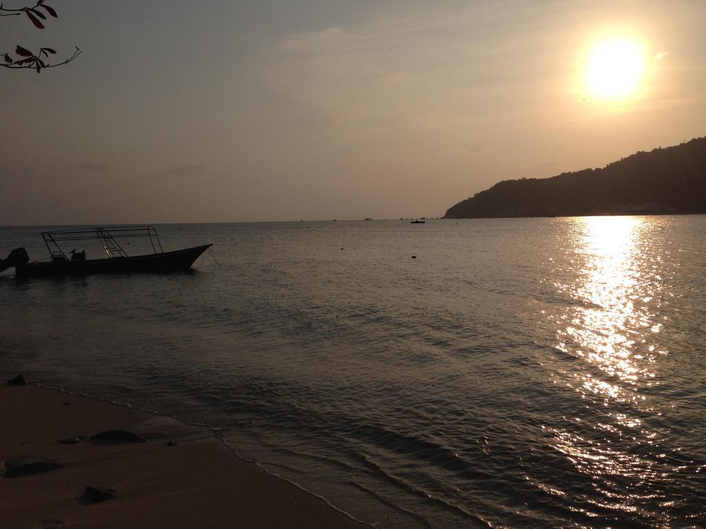 The Barat Perhentian Villa Kampong Pasir Hantu Exterior photo